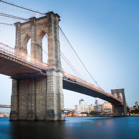 Visit the iconic Brooklyn Bridge – within walking distance