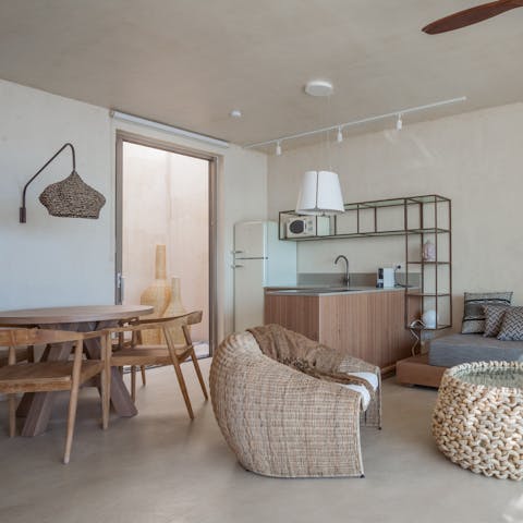 Come together for breakfast in the open kitchen and dining space