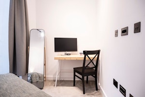 Cool in Kentish Town image 14
