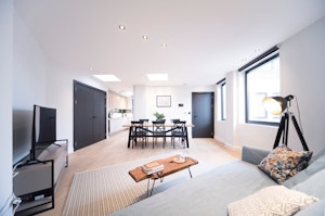 Cool in Kentish Town image 9