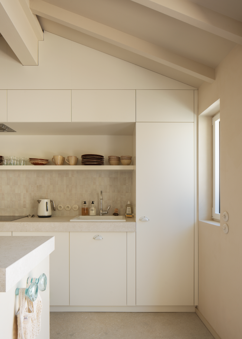The Modern Cabanon additional image