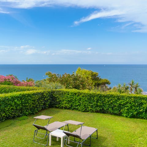 Settle in for a sunbathing session whilst also admiring the ocean views 