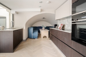 Belgravia Abode image 9