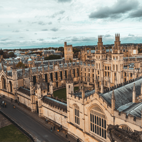 Stroll into central Oxford and marvel at the ancient buildings