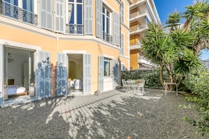 Coastal French Gem image 11