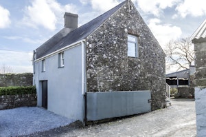 Cobblestone Coze image 10