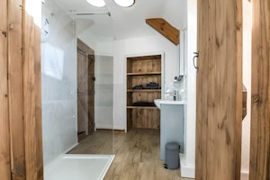 Cobblestone Coze image 5