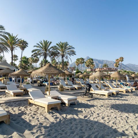 Hop in the car and make the short drive to nearby Playa de Levante