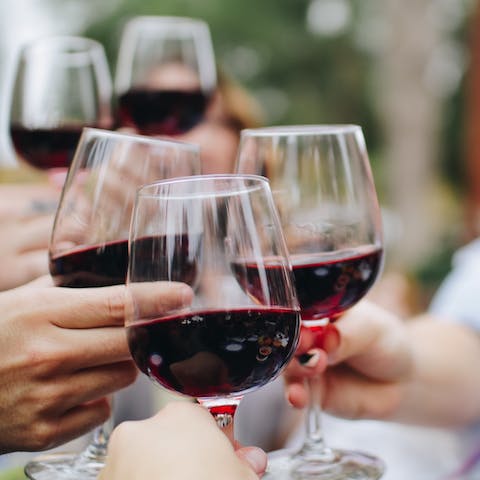 Sample authentic Italian cuisine and try the local Tuscan wine at the bars and restaurants on your doorstep