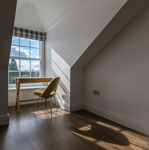 Edinburgh Loft image 10