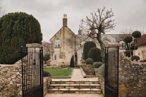 Jurassic Coast Manor image 2