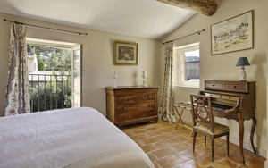 Eygalières Elegance image 8