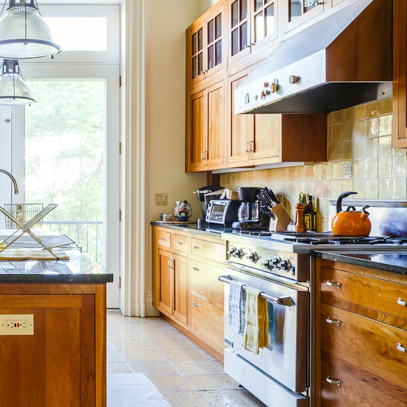 Chef's kitchen with top of the line appliances
