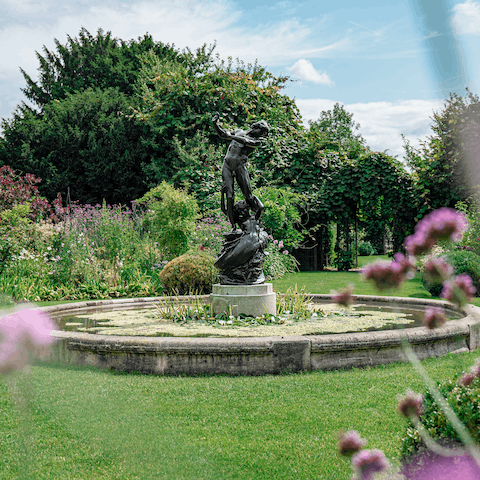 See a show at The Regent's Park Open Air Theatre