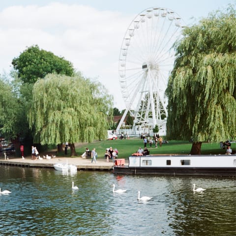Wander half a mile down to the River Avon to see the sights from the Stratford Big Wheel