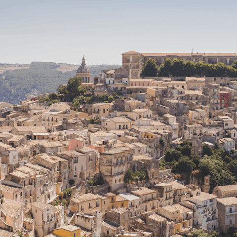 Stay just a short drive away from the Baroque city of Ragusa