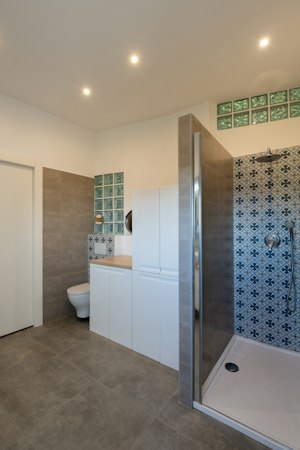 Rose Heights image 11