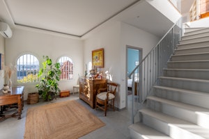 Rose Heights image 10