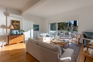 Rose Heights image 7