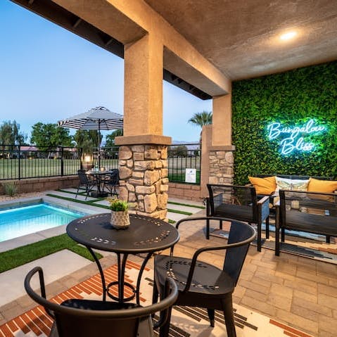 Relax on the covered patio with a glass of Californian wine in hand