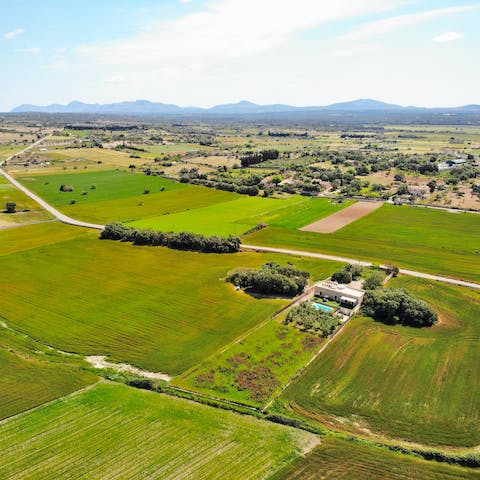 Stay in the Mallorcan countryside, 900 metres from the town of Maria de la Salut