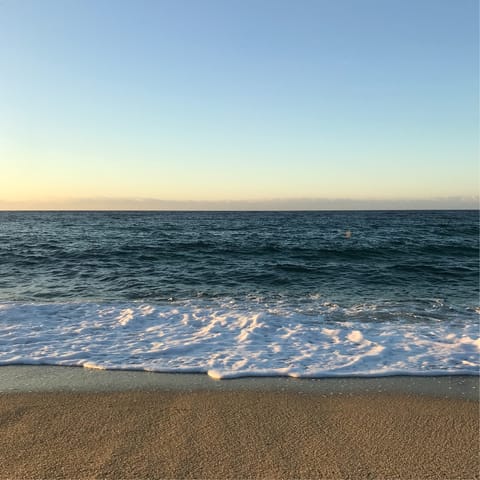 Sink your feet into the sea at nearby Linda Vista beach