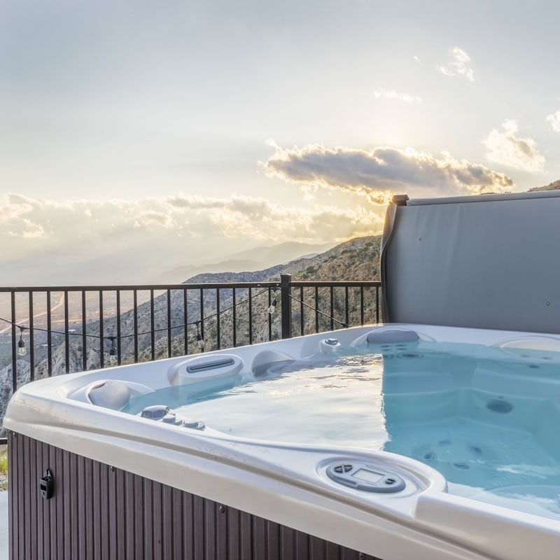 De-stress in the jacuzzi