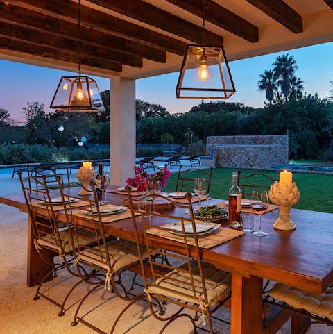 Share stories from your day over an alfresco family meal