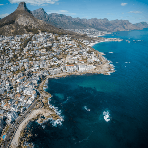 See the sights of Cape Town – the city centre is only 12 kilometres away