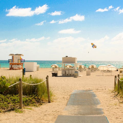 Walk to the sands of Miami Beach in just five minutes