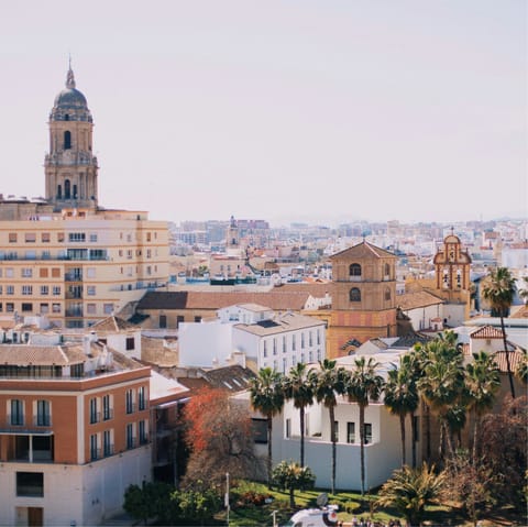 Explore Málaga on foot – you're just a short walk from the centre