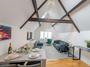 Shrewsbury Hideaway image 10