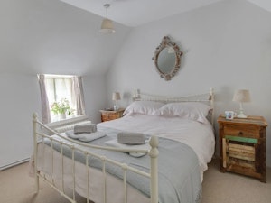 The Thatched Cottage image 9