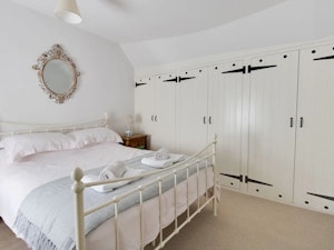 The Thatched Cottage image 3