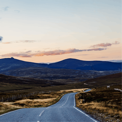 Leave all worries behind you and get lost in the magic of the Glen Dye Estate – just a forty–minute drive from Aberdeen