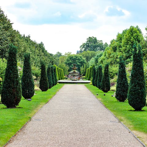 Enjoy a stroll through Regent's Park on your way to Marylebone