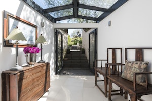 River Thames Retreat image 8