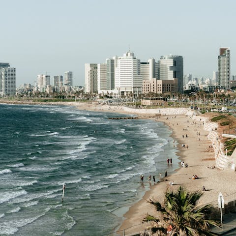 Stay just a short walk from Tel Aviv's Fisherman Beach