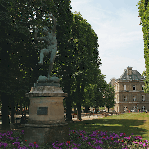 Head to Luxembourg Gardens, inspired by the Boboli Gardens in Florence, just five minutes on foot from this home