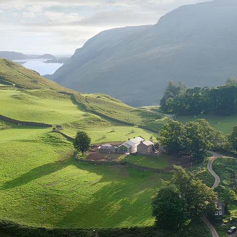 Stay in the Lake District, in the folds of the hills near Ullswater