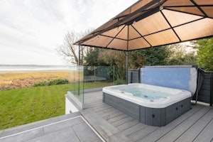 Seashore Gables image 11