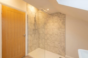 Seashore Gables image 5