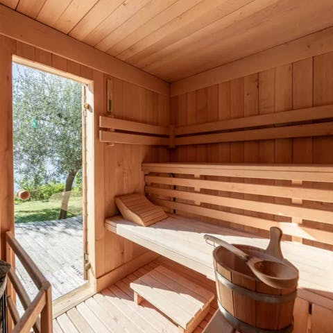 Feel a wonderful state of serenity after a session in the sauna 
