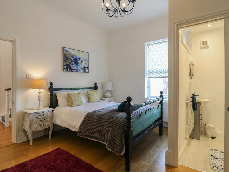 The Pevensey Pearl additional image