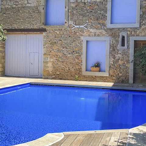 Make a splash in the private swimming pool after a hike back from Minervois village 