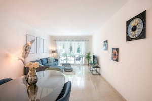 The Cosy Gallery image 11