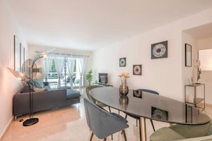 The Cosy Gallery image 10