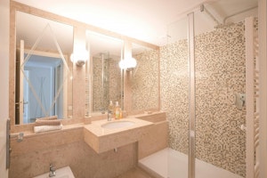 The Cosy Gallery image 3