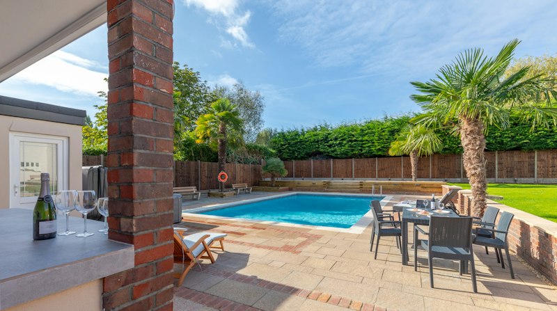 Hillside Retreat main image