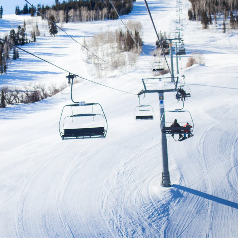 Waste no time before hitting the slopes by staying in this central location